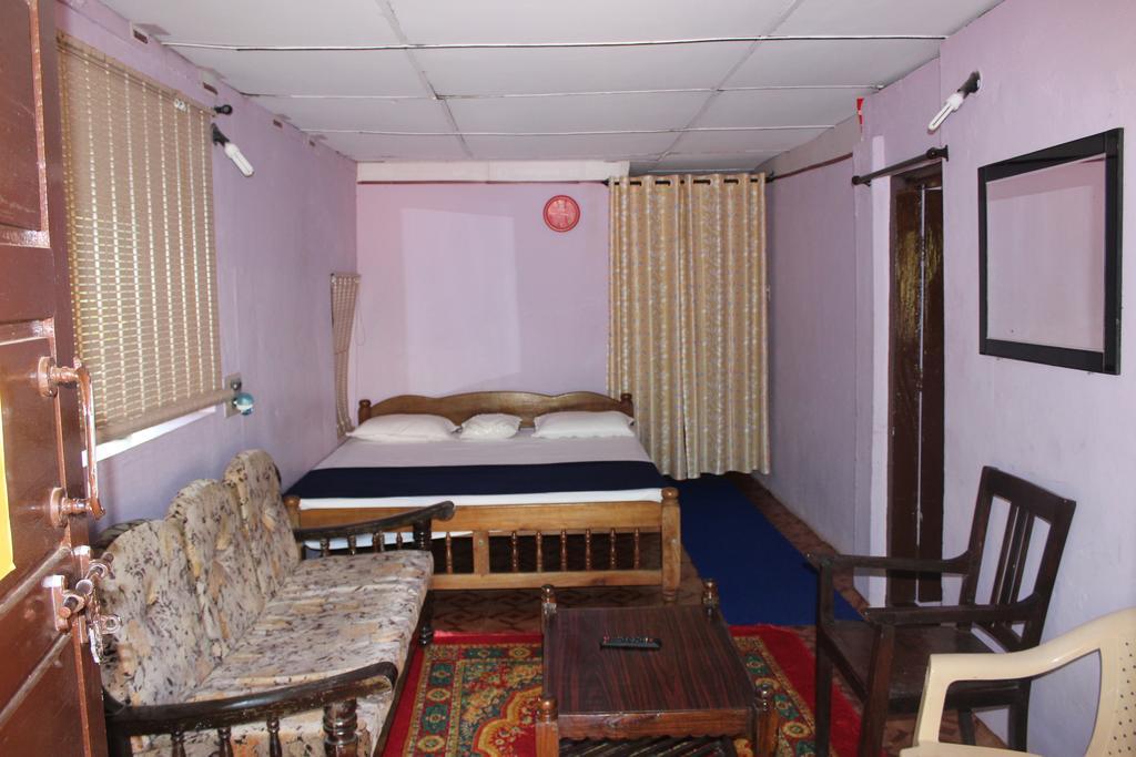 Chuppi Homestay Мадикери Екстериор снимка